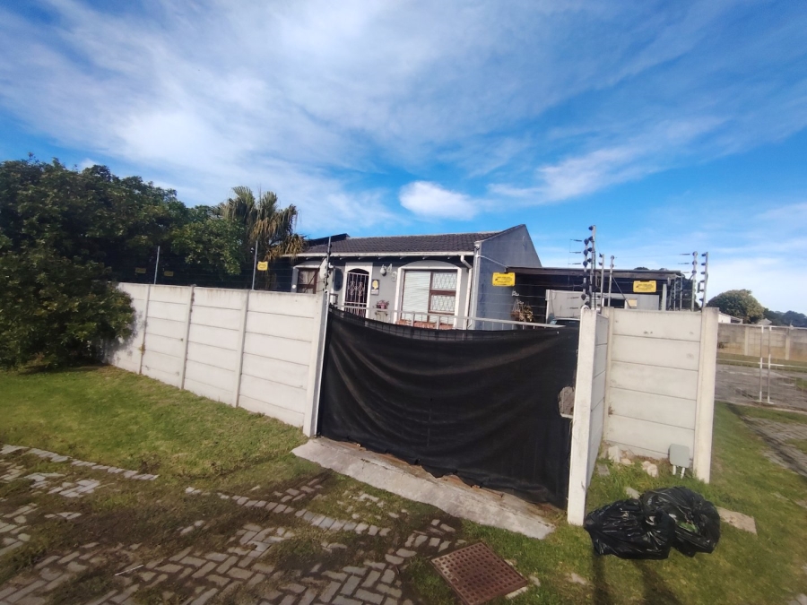 2 Bedroom Property for Sale in Sherwood Eastern Cape